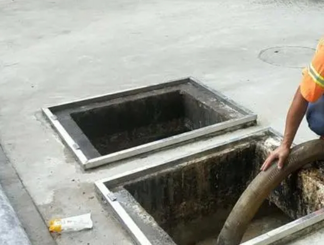 翁牛特化粪池清理